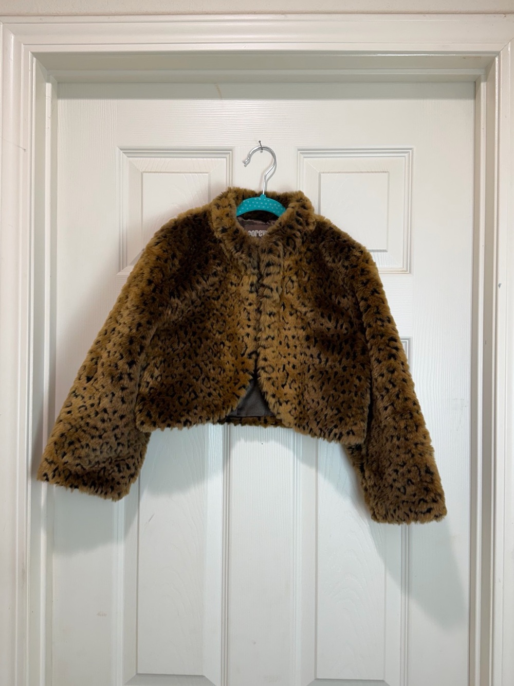 Vintage Forever Girls Leopard print Faux Fur Cropped Jacket  size S